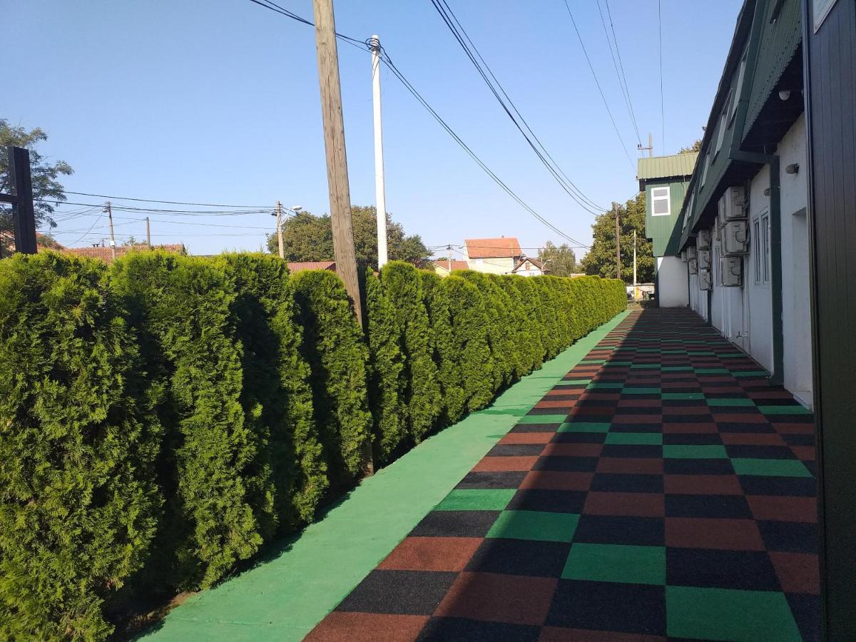 Enka Apartmani Belgrado Buitenkant foto