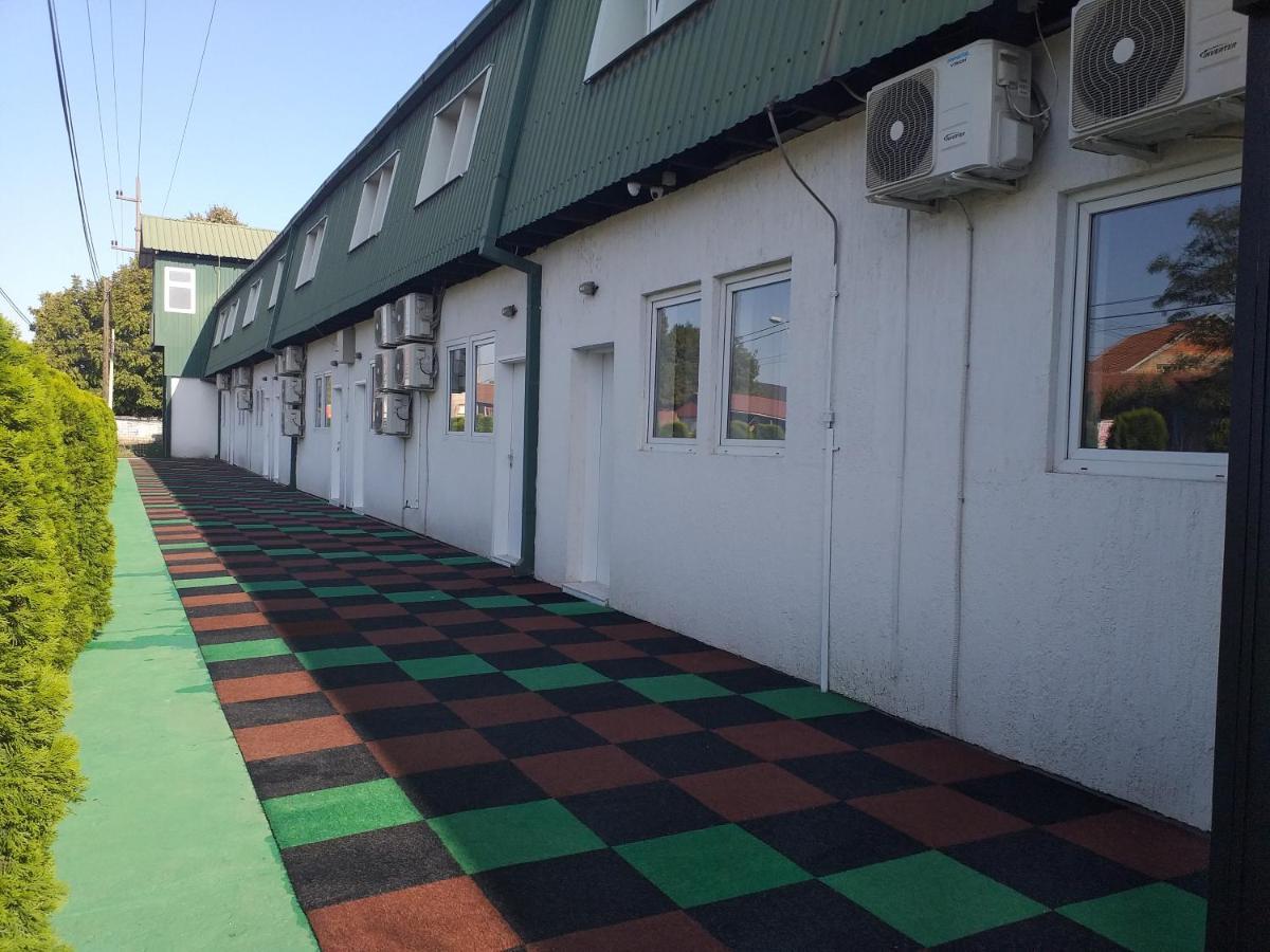 Enka Apartmani Belgrado Buitenkant foto