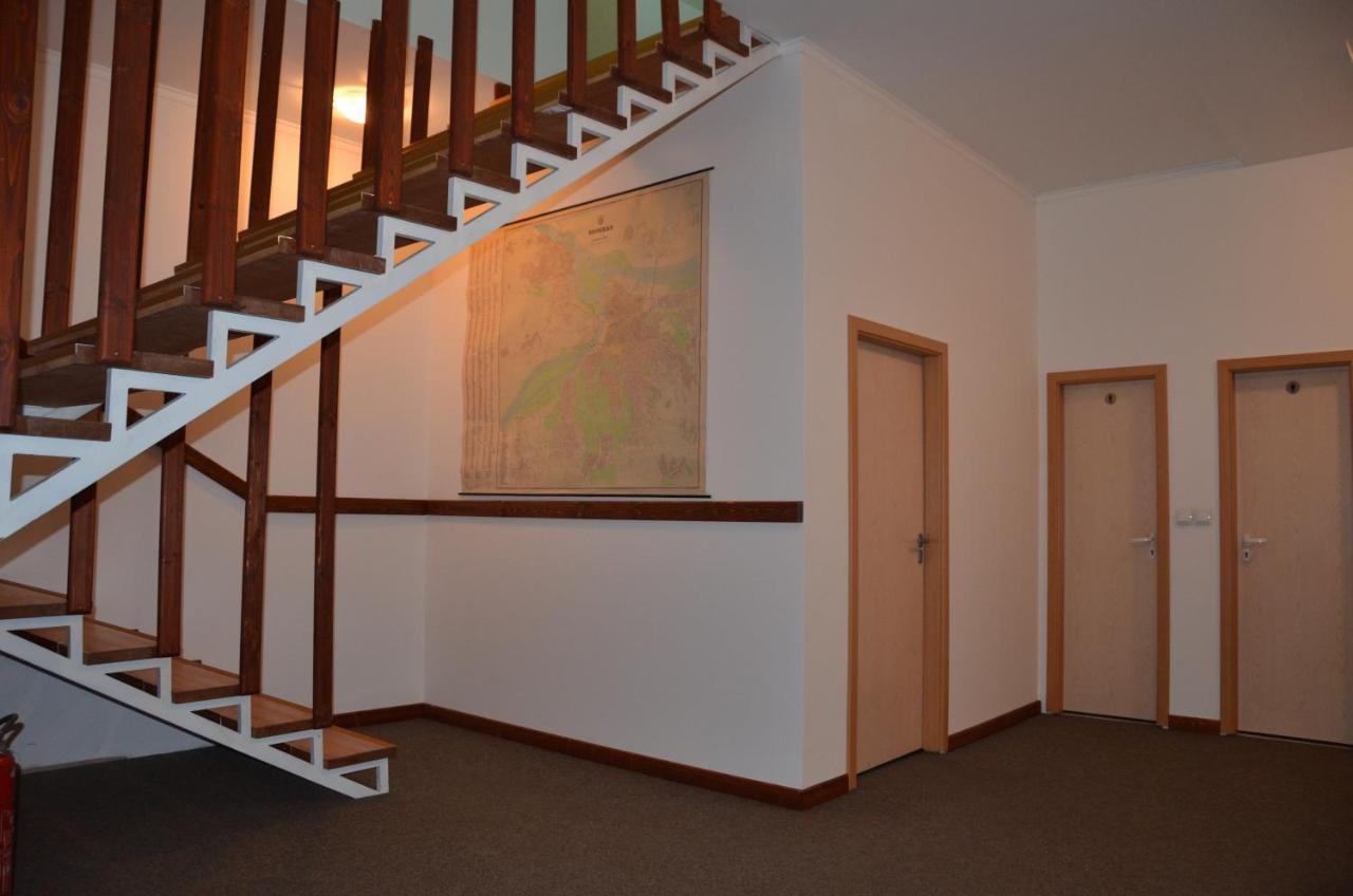 Enka Apartmani Belgrado Buitenkant foto