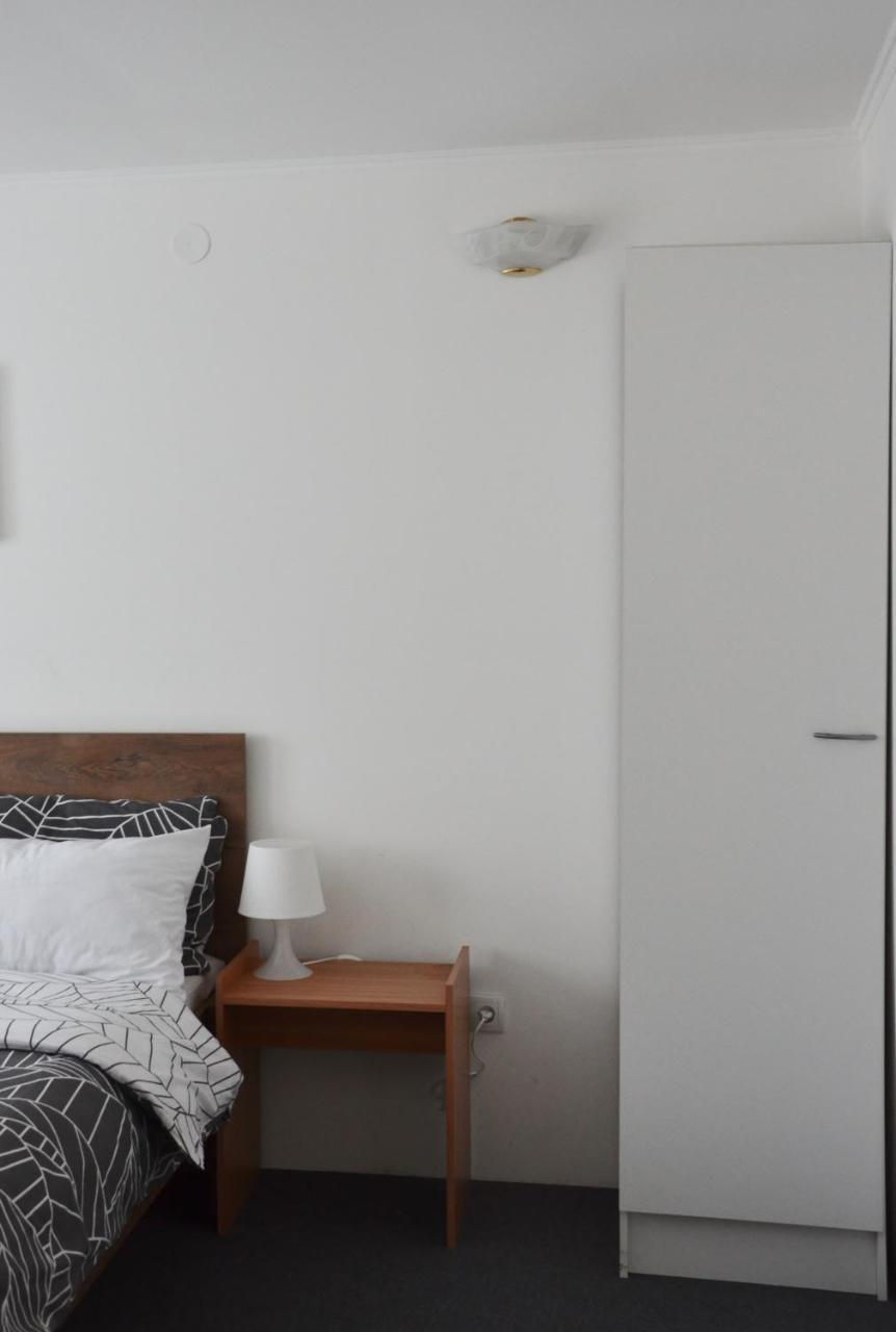 Enka Apartmani Belgrado Buitenkant foto